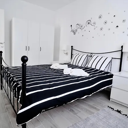 Ferienhaus Holiday Mira